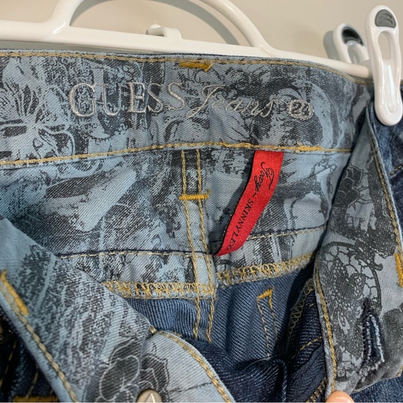 Guess “Foxy - Skinny Leg” Jeans - Picture 4 of 10